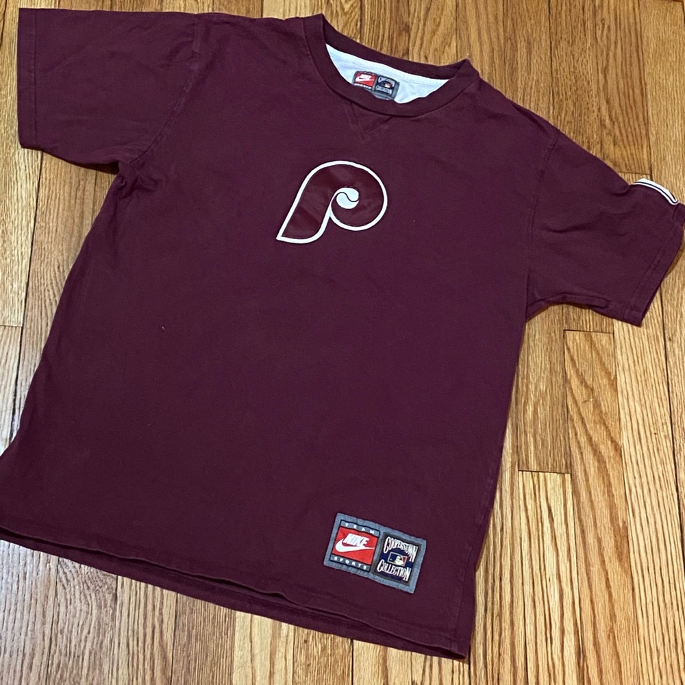 Phillies team shirt ⚾️